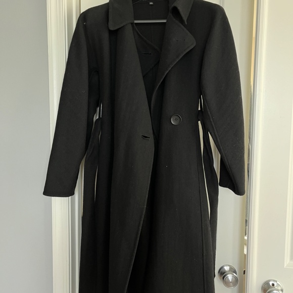 Woolen coat with belt - Picture 3 of 3